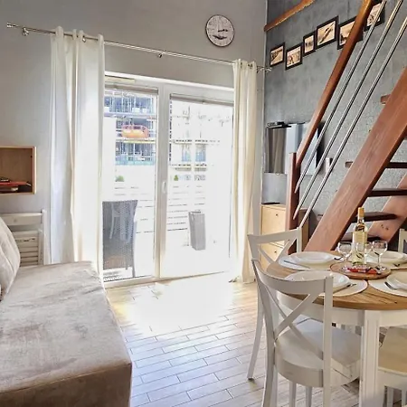 Holidayhomepl Slavia New 11 Z Antresola I Balkonem Przy Plazy ミエンジズドロイェ